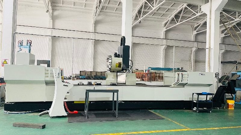 数控铣床与加工中心：维修区别解析